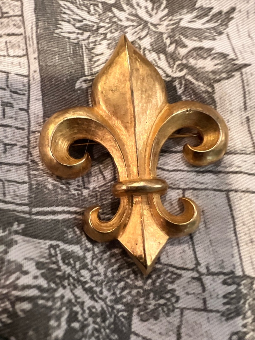 Vintage Gold Fleur-de-Lis Brooch
